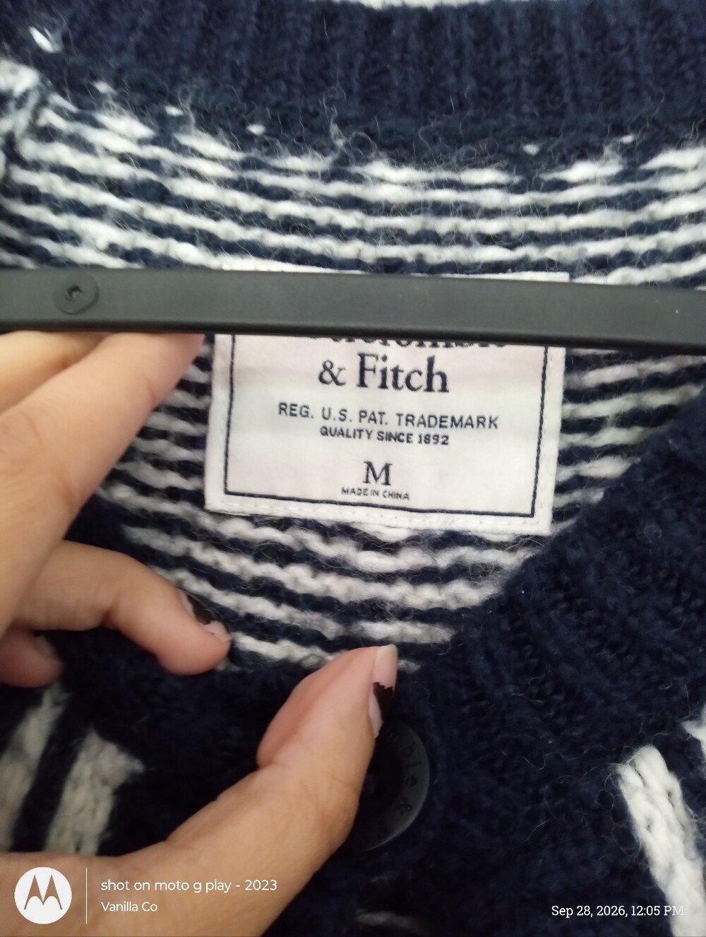 Abercrombie & Fitch Fair Isle Wool Cardigan Vintage Long Sleeve Navy Medium - Picture 4 of 8